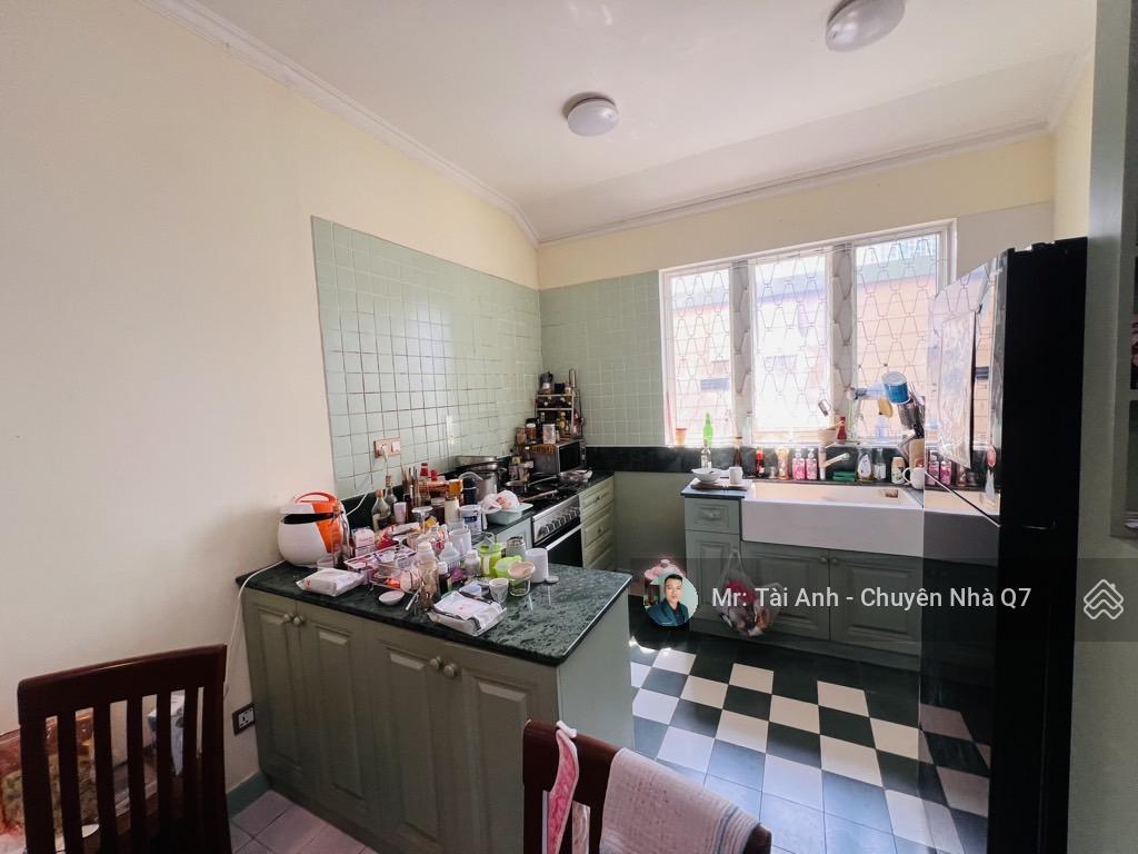 Biệt thự cổ điển, lô góc 2 mặt tiền nguyễn văn linh  ngang 9m view sông thoáng mát chỉ 17,3 tỷ