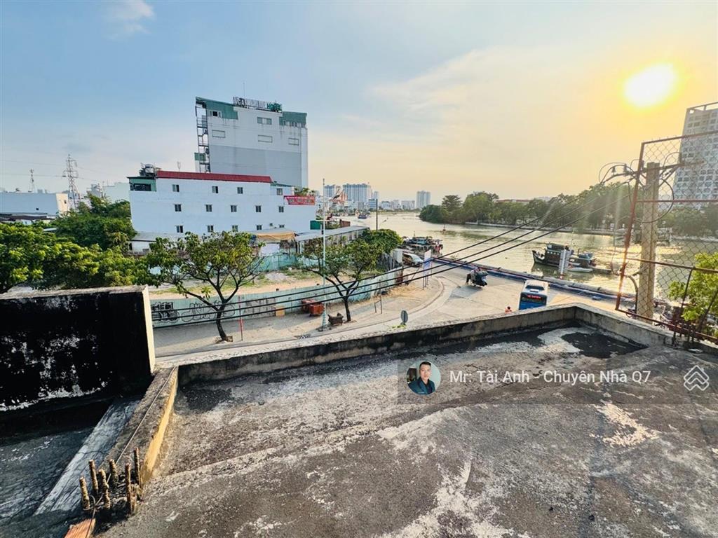 Thanh lý mặt tiền trần xuân soạn 120m2 3 tầng, không lộ giới, vỉa hè 5m tiện kinh doanh chỉ 17,8 tỷ