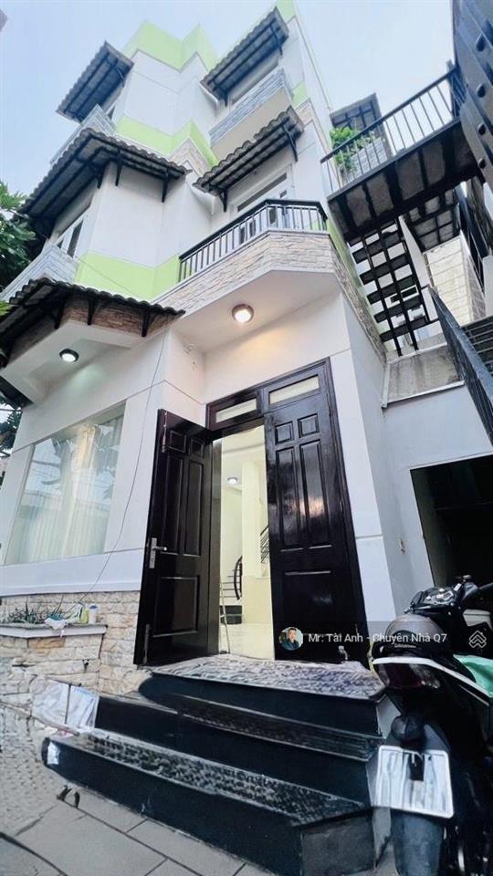 Hàng xóm himlam, nhà 3 tầng kiên cố, ngang khủng 8,8m dọn vào ở ngay chỉ 8 tỷ nhỉnh