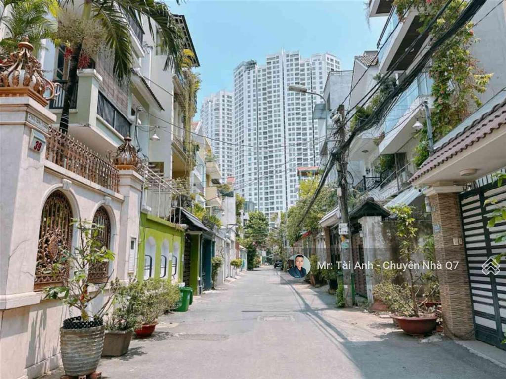 Thanh lý nhà mặt tiền hẻm kinh doanh lý phục man 90m2, ngang 5,5m vào ở ngay chỉ 9 tỷ nhỉnh