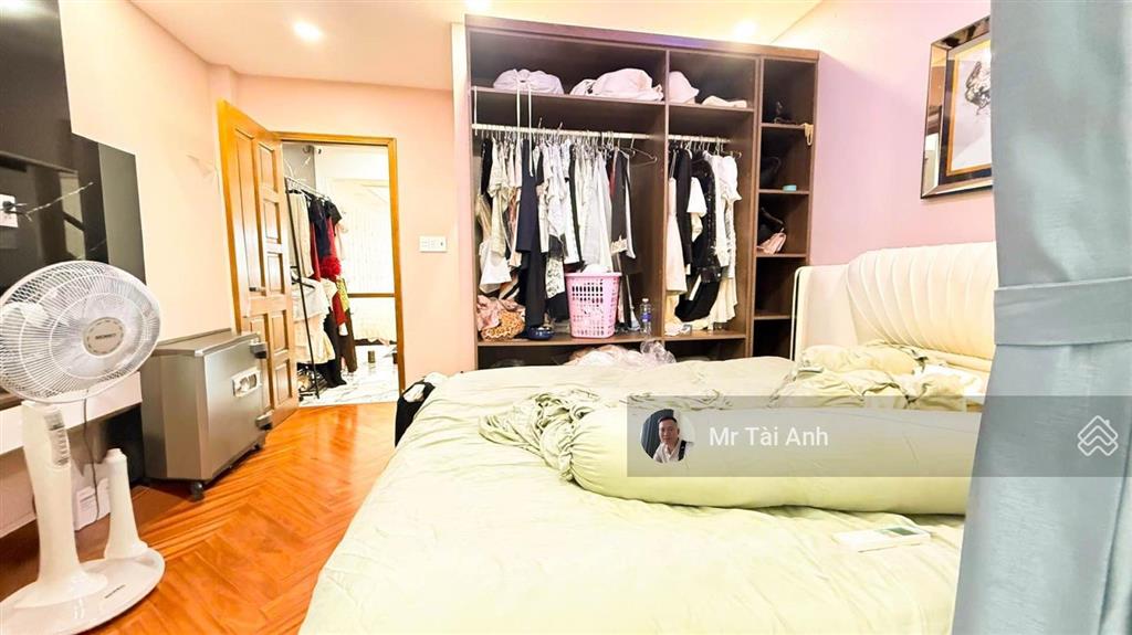 Nhà 3 tầng xinh xắn, cách 3 bước chân ra bãi đậu xe hơi, nội thất full vào ở liền chỉ 7,1 tỷ