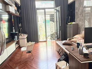 Nhà 3 tầng xinh xắn, cách 3 bước chân ra bãi đậu xe hơi, nội thất full vào ở liền chỉ 7,1 tỷ