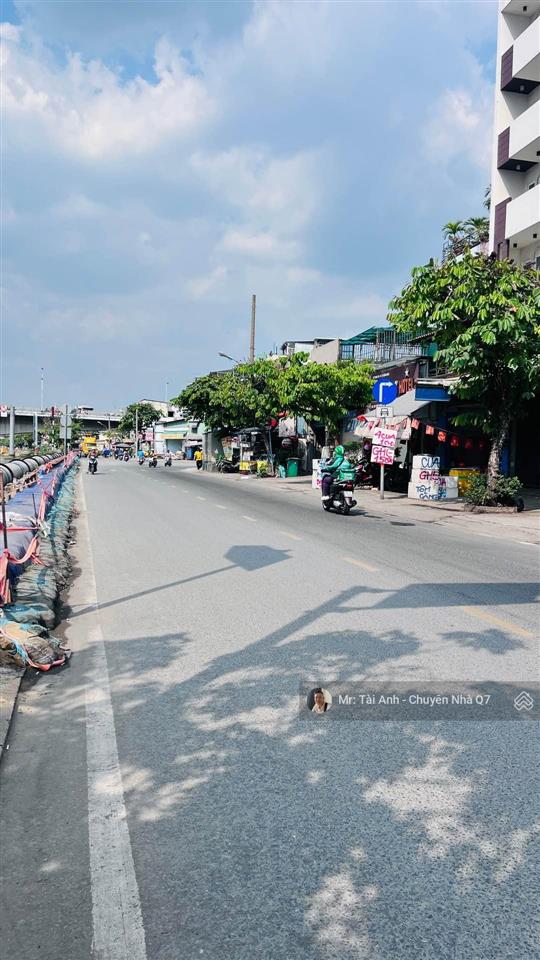Mặt tiền trần xuân soạn, quận 7 diện tích 255m ngang 5m nở hậu 20m chỉ 21 tỷ