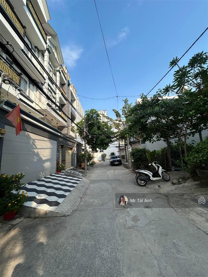Bán đất hoàng quốc việt, quận 7, 80m2 (5x16m), đường ô tô, giá 8 tỷ