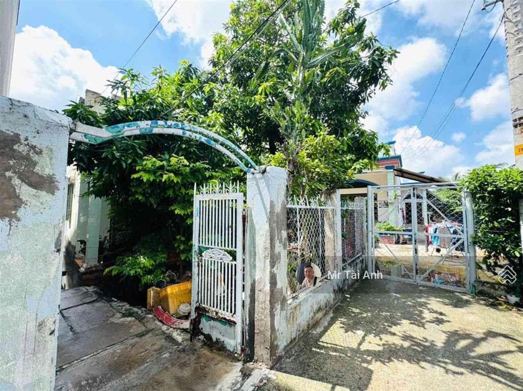 Chính chủ lâu đời bán nhà đất khủng ngang 10m dài 26m sổ hồng riêng, pháp lý chuẩn chỉ 7,9 tỷ