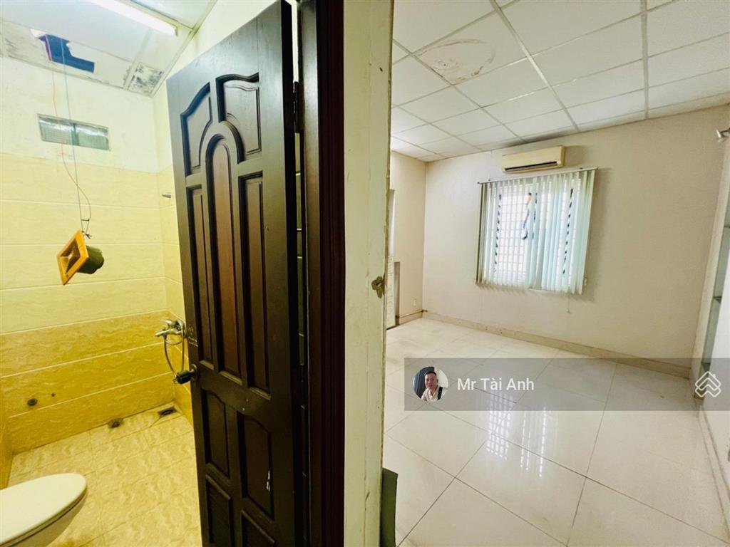 Bán nhà mặt tiền đường cư xá ngân hàng, quận 7 5 tầng, 10pn, dt 91,2m, giá 15 tỷ