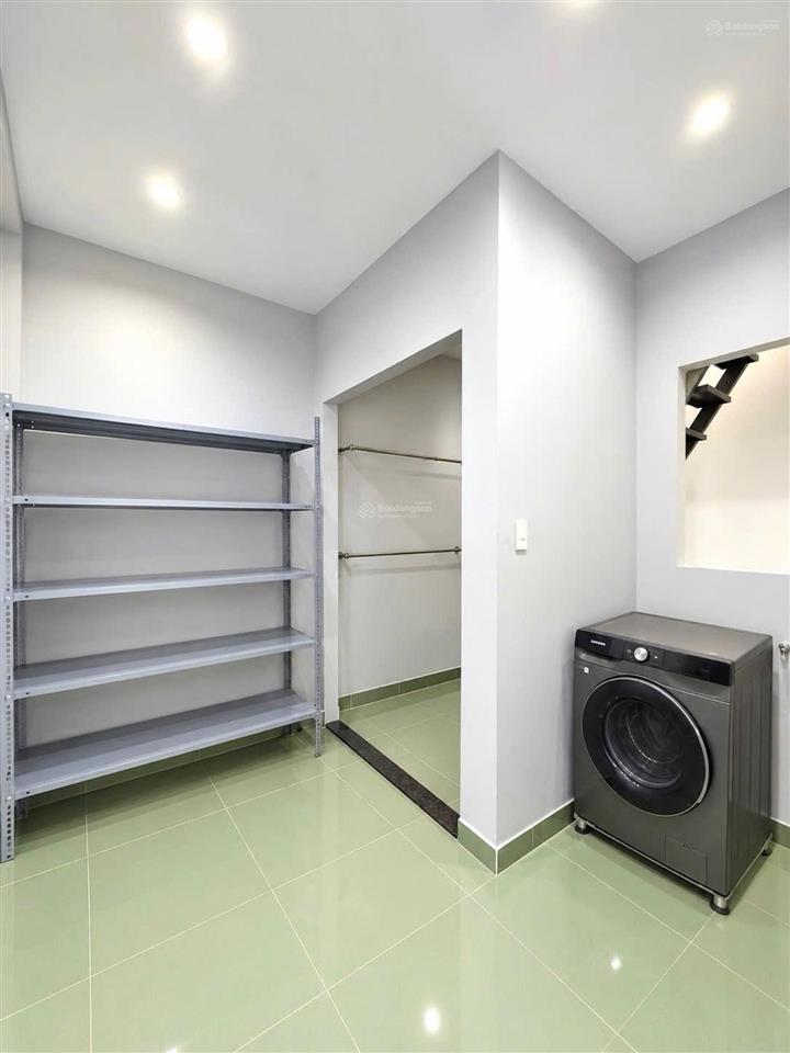 9,9 tỷ nhà mặt tiền lý phục man, quận 7 | 4 tầng 6pn | vừa ở vừa kinh doanh