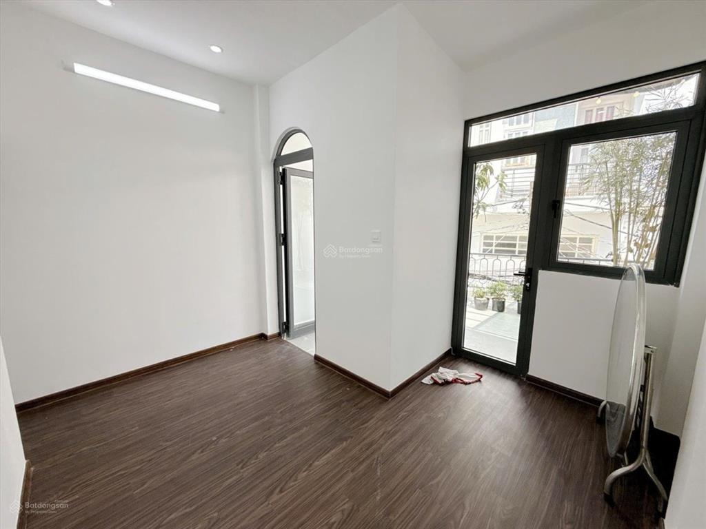 5,9 tỷ nhà phố quận 7, 66m, 3pn, full nội thất  vừa ở vừa kinh doanh