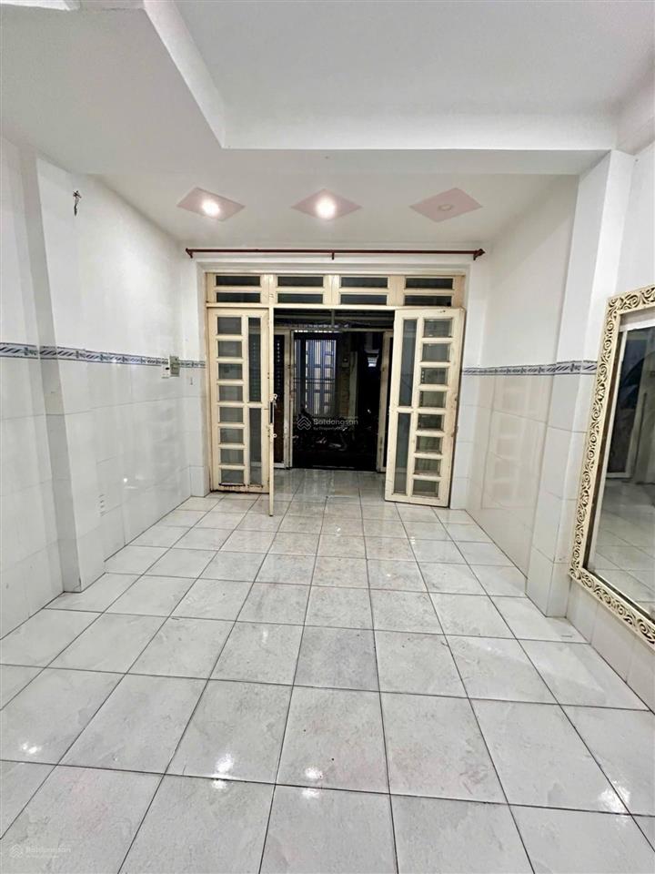 Nhà 3 tầng kế vincom q7  ngang 4,5m vuông vức xe hơi đậu cửa  giá 7,5 tỷ