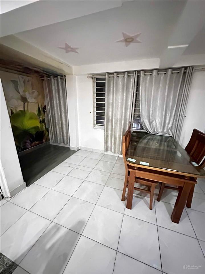Nhà 3 tầng kế vincom q7  ngang 4,5m vuông vức xe hơi đậu cửa  giá 7,5 tỷ