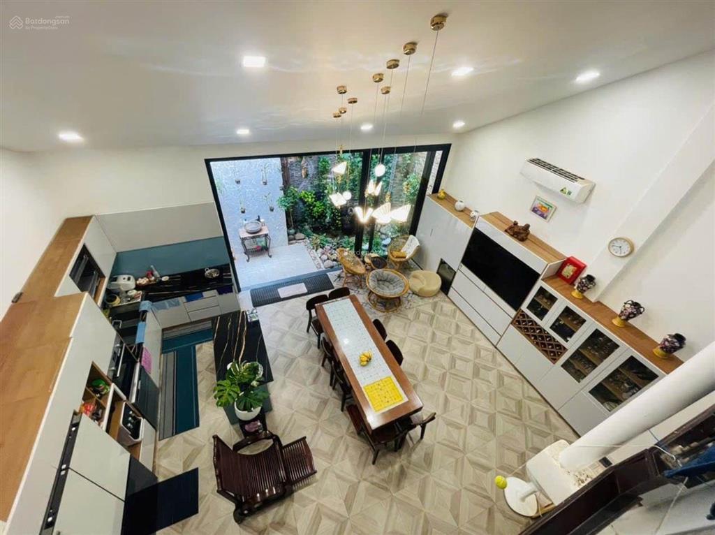 Bán nhà biệt thự, 270m2, 39,3 tỷ tại núi thành, tân bình, hcm, hàng hiếm chính chủ