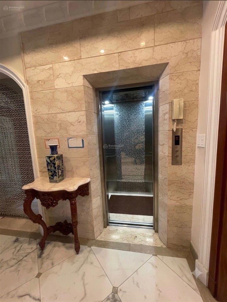 Bán bt 235m2, 51,9 tỷ, 7pn, 8wc tại hồ biểu chánh, q. phú nhuận, hcm
