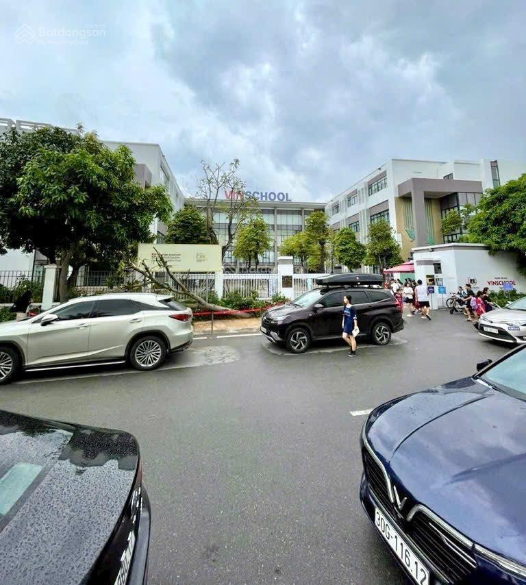 Cần bán gấp. 87m2 đất phố nguyễn lam  phúc đồng ô tô 7 chỗ thông 2 nhà ra phố chỉ nhỉnh 14 tỷ
