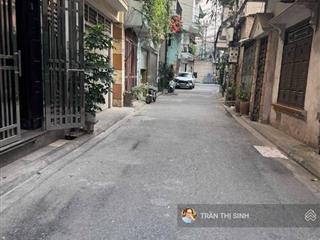 Nhà đẹp ở ngay phố nguyễn sơn, 50m² chỉ nhỉnh 12 tỷ khuôn tiền mt rộng siêu thoáng