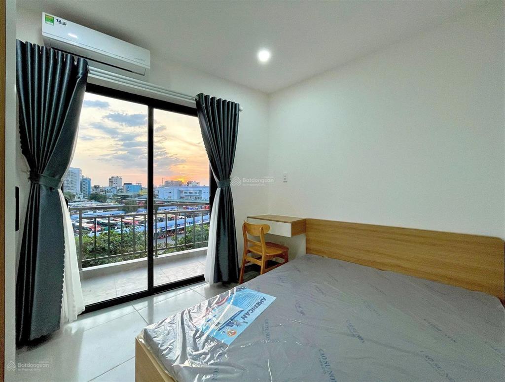 Phòng cho thuê, 45m2, ban công, ngay sát đh văn lang, bình thạnh