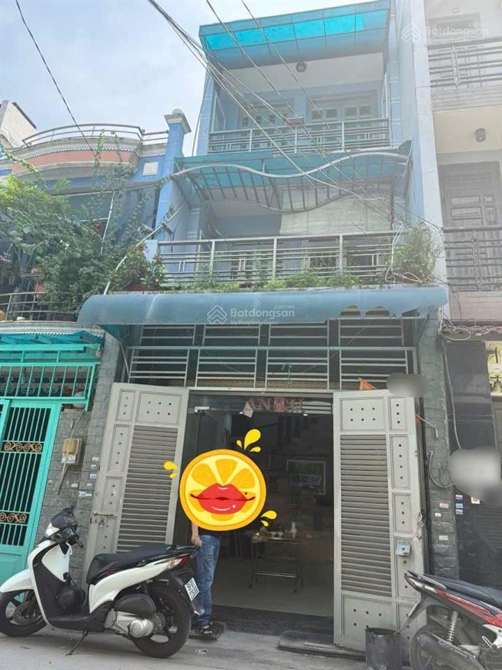 Nhà 2 mtkd, xe tải vi vu, dt 105m2, lộ giới tí tẹo, 2 tầng btct, nhỉnh 10 tỷ tl