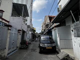 Hiếm trong khu vực, hương lộ 3, cách aeon tân phú 500m, dt 70m2, 3pn, nhỉnh 4 tỷ