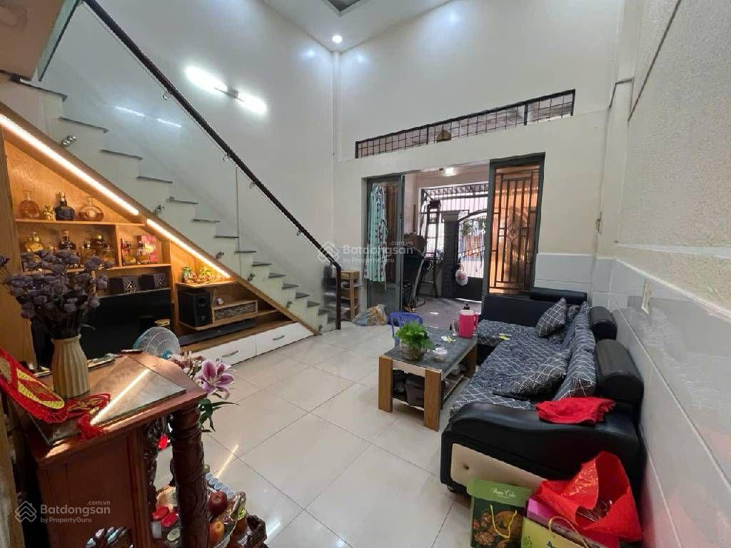 Hiếm trong khu vực, hương lộ 3, cách aeon tân phú 500m, dt 70m2, 3pn, nhỉnh 4 tỷ