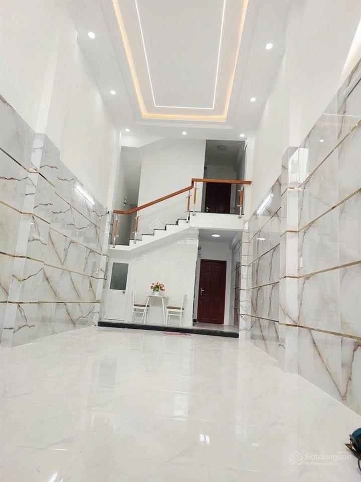 Hàng ngon chdv 5 tầng, 11pn, dt 80m2, dòng tiền 60tr/tháng, ngã 4 bốn xã, giáp tân phú, nhỉnh 10 tỷ