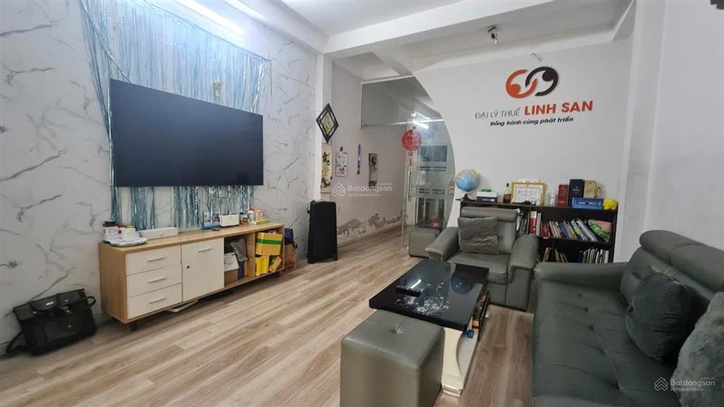Bán nhà 111m2, 3pn, ngay trường chinh, tân phú, hxh đỗ cửa, sát mũi tàu cộng hoà, nhỉnh 7 tỷ