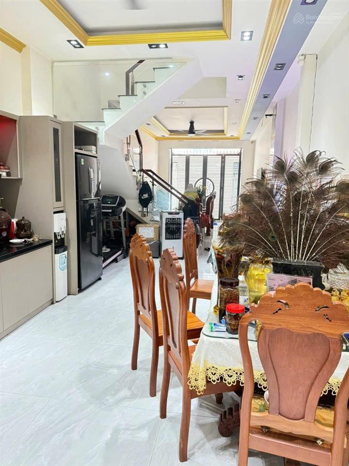 Ngộp bank giảm sâu, nhà 3 tầng, dt 65m2, hxt thông, ngay đường số 8, giáp aeon tân phú, nhỉnh 6 đ