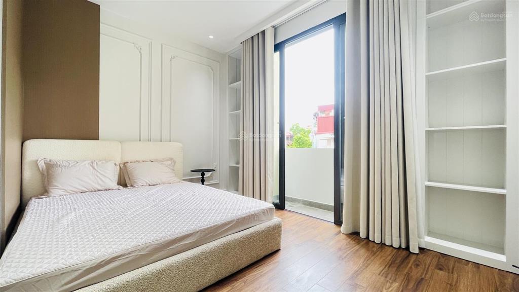 Siêu phẩm mặt đường miếu hai xã  93m2  6 tầng  thang máy  18tỷ6