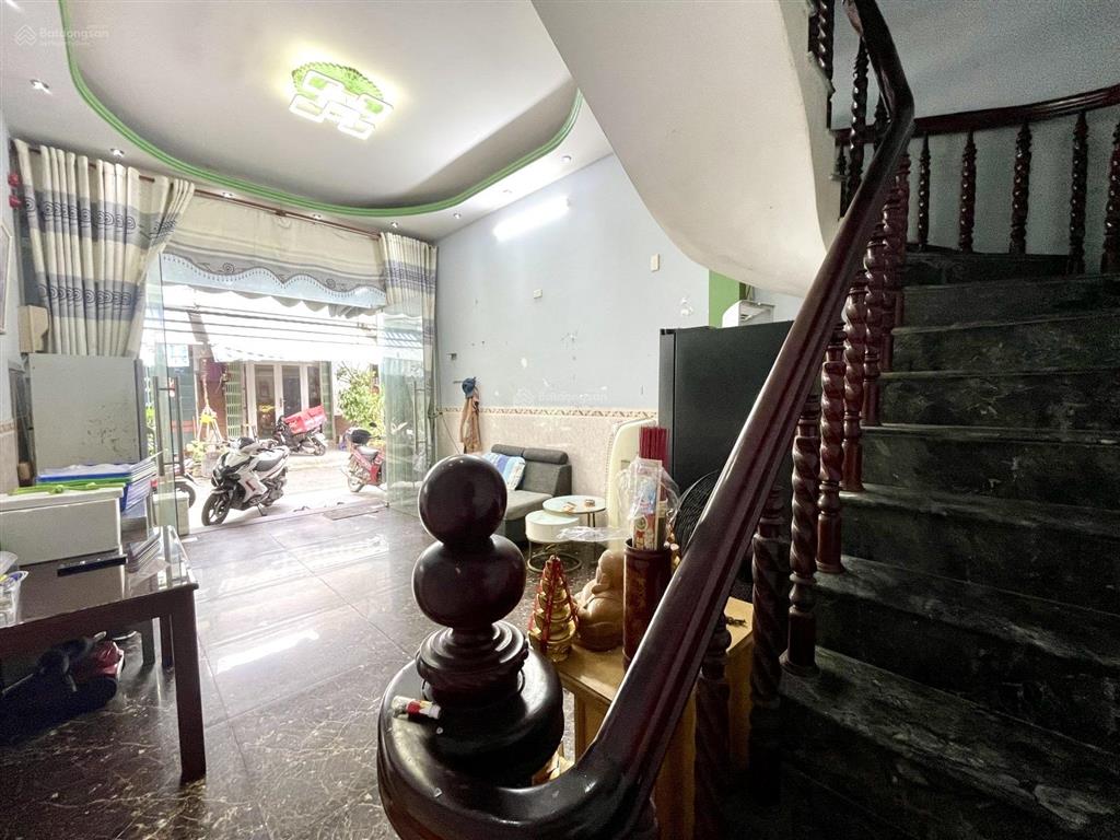 Nhà đẹp mặt tiền 2 tầng  giải pháp hoàn hảo cho gia đình trẻ