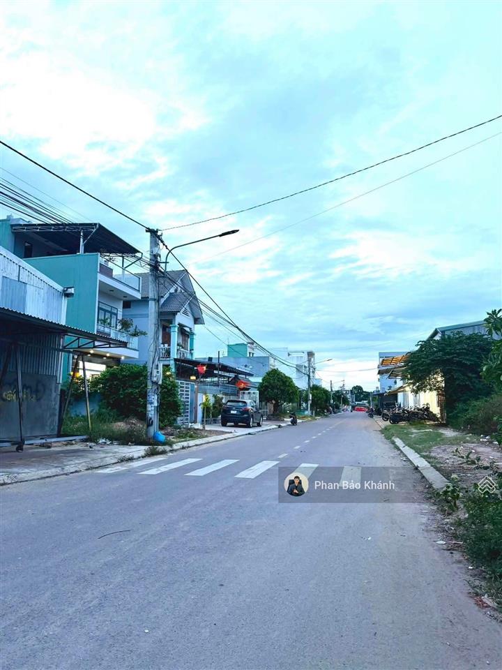 Bán lô góc 2 mặt tiền diêu trì, tuy phước 127,1m2 đất ở đô thị, giá 2,5 tỷ còn tl
