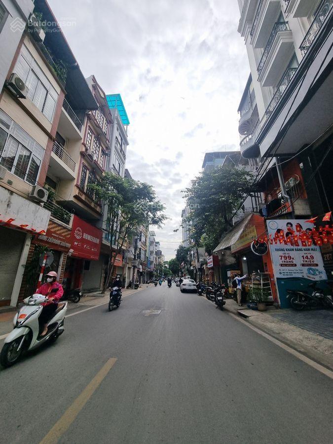Bán nhà mặt phố hoàng văn thái 50m² mt 4.7m vỉa hè rộng 2 bên kinh doanh 27.5 tỷ