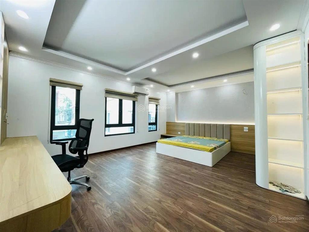 Bán nhà phố vũ tông phan 48m x 6 tầng mt 6.1m thang máy ô tô vào nhà 16.9 tỷ