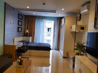 Bán cc sky center, 2,7 tỷ, 42m2, 1pn, 1wc, nội thất full tại tân bình