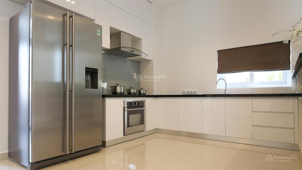 Bán cc sky center, phổ quang, tân bình, 9,5 tỷ, 139m2, giá tốt