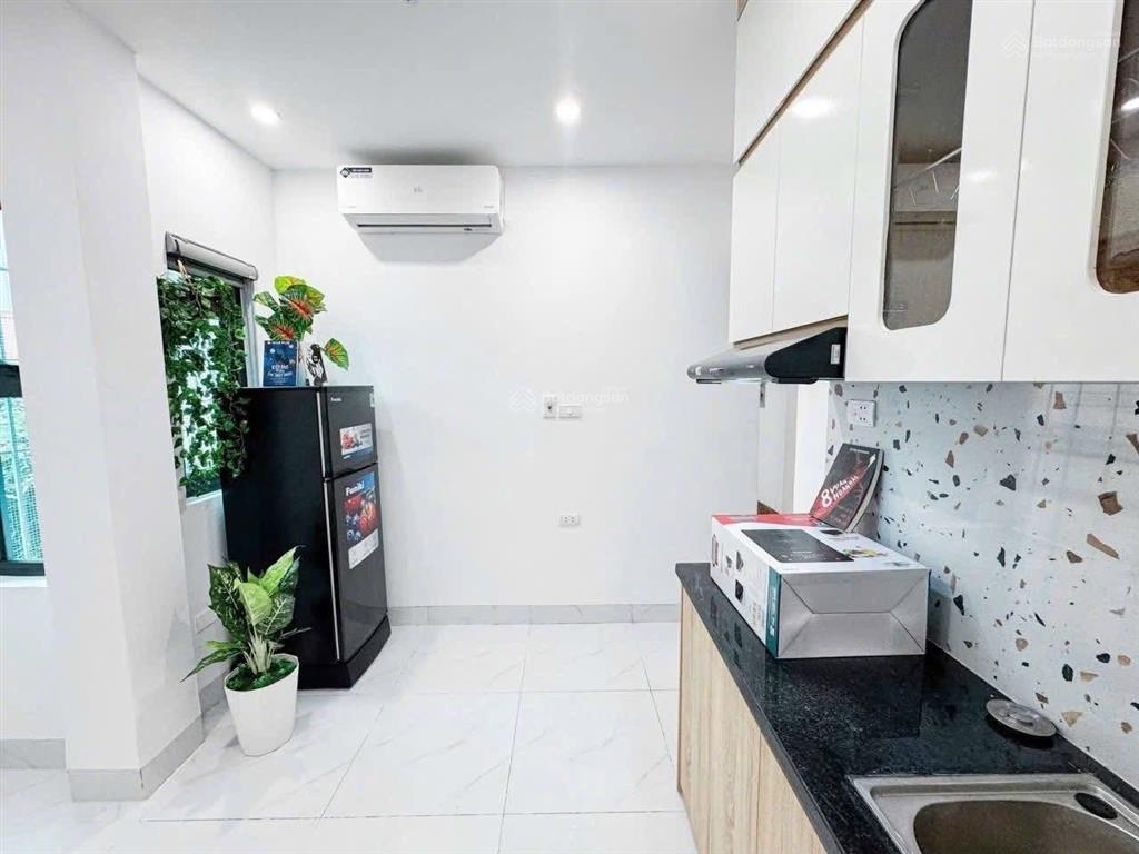 Bán ccmn xuân phương 11 phòng khép kín thang máy full nội thất hơn 6 tỷ