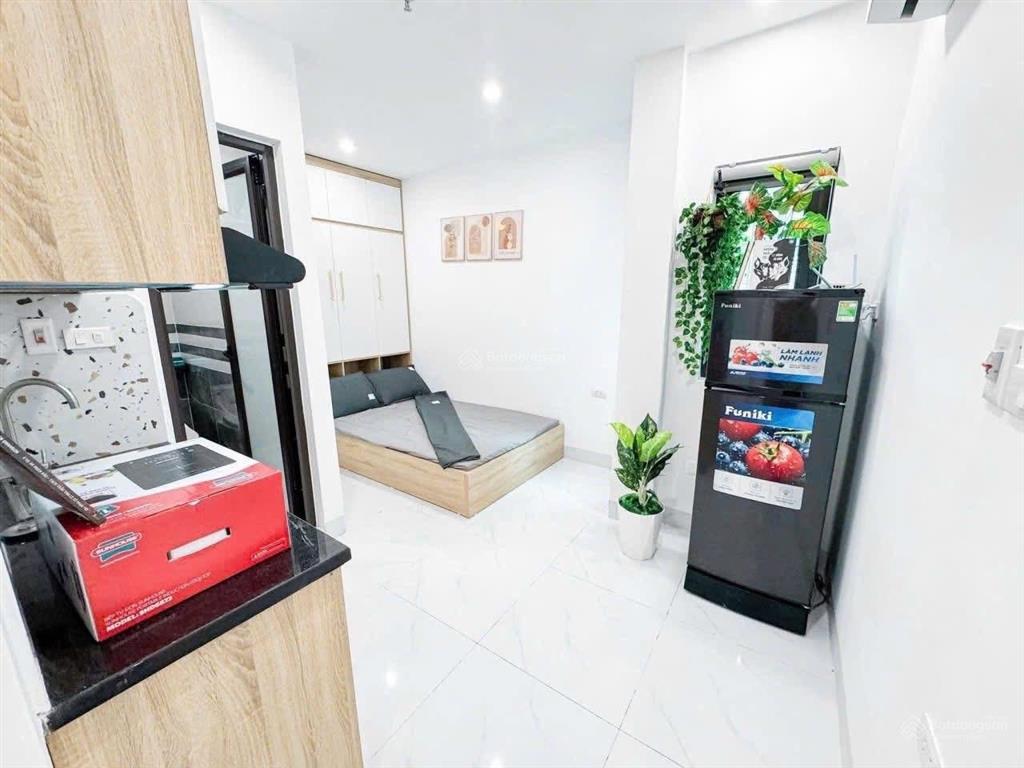 Bán ccmn xuân phương 11 phòng khép kín thang máy full nội thất hơn 6 tỷ