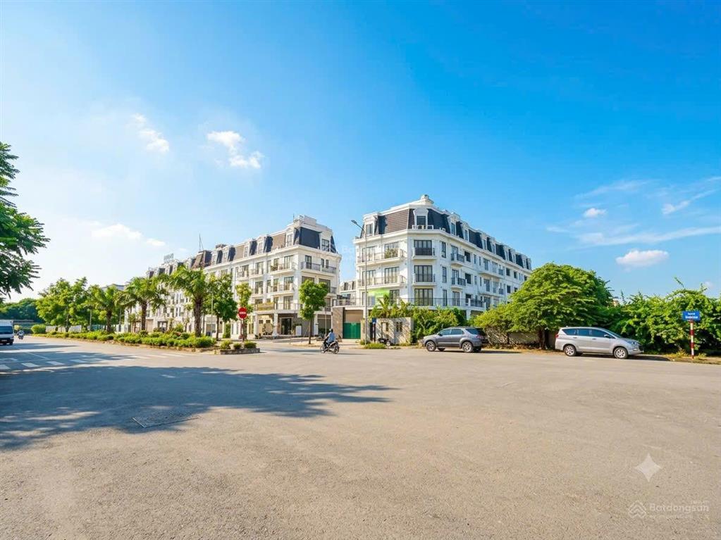 Bán biệt thự 170m kđt foresa xuân phương ô tô tránh mặt tiền rộng 2x tỷ