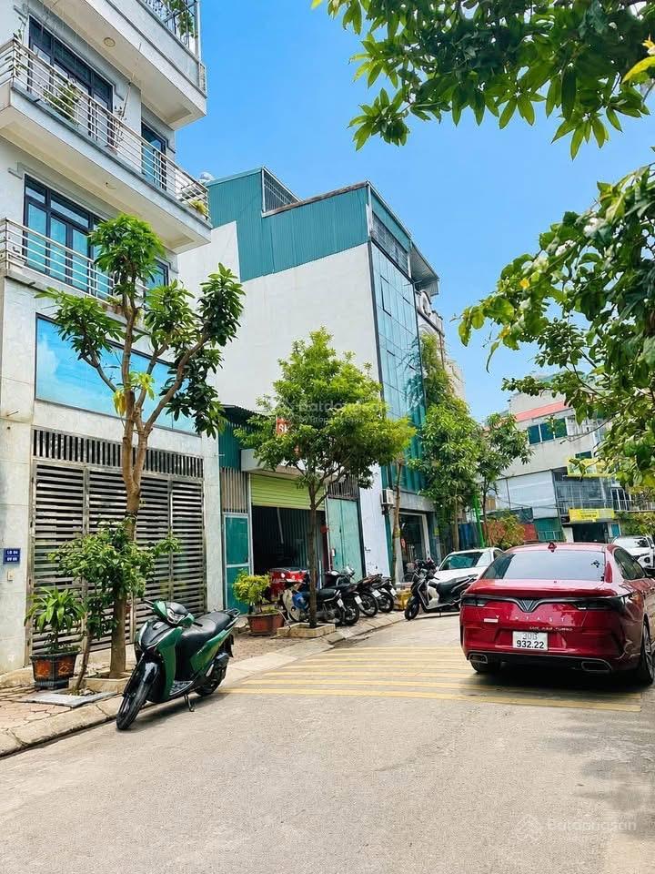 Bán nhà 5 tầng lô góc trịnh văn bô xây mới full nội thất hơn 5 tỷ