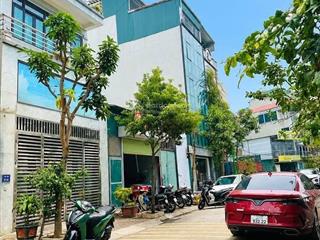 Bán nhà 5 tầng lô góc trịnh văn bô xây mới full nội thất hơn 5 tỷ