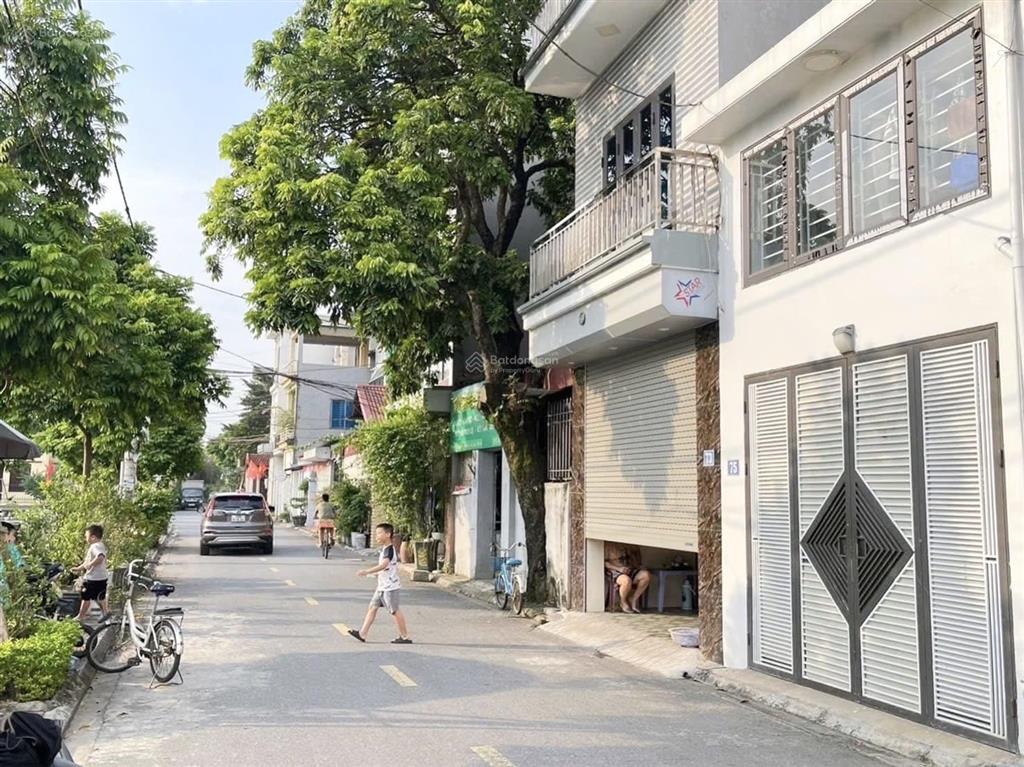 Nhà 6 tầng thang máy xây mới xuân phương mặt tiền rộng hơn 6 tỷ