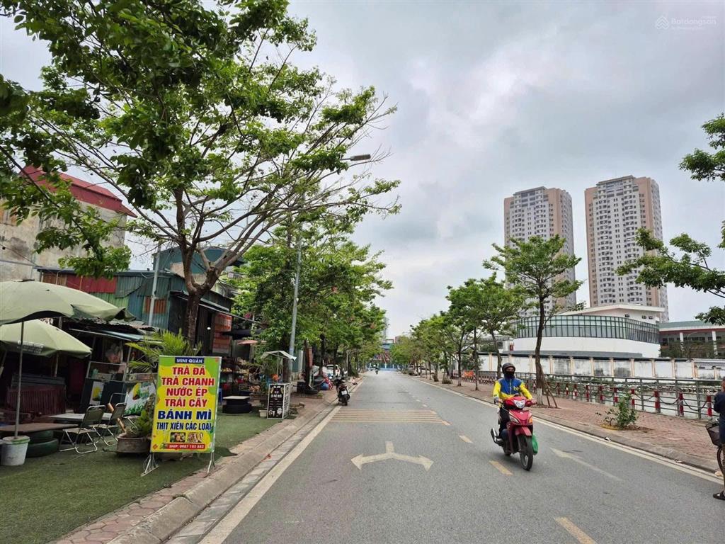 Bán đất lô góc mặt phố cạnh kđt hinode royal park 85m, mặt tiền 10m, hơn 9 tỷ