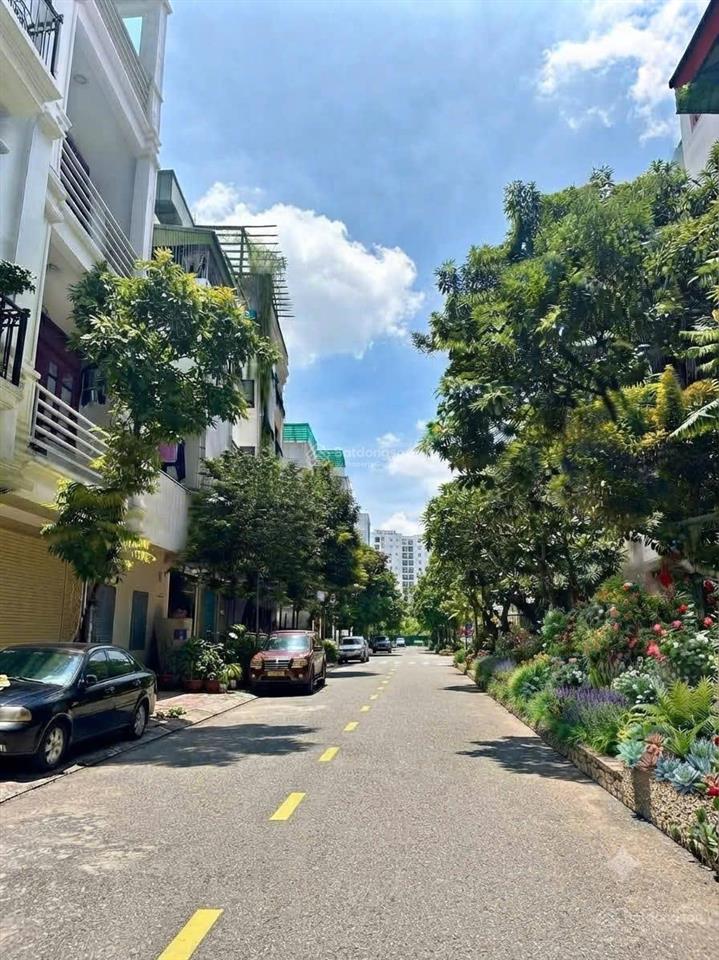 Bán đất 60m phân lô gần kđt hinode royal park mặt tiền rộng, vỉa hè, ngõ ô tô hơn 7 tỷ
