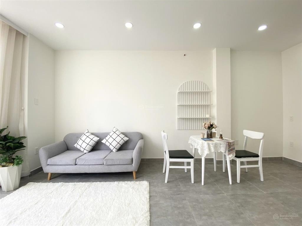 Chdv 1 phòng ngủ ban công, tách bếp rộng gần sky9, liên phường, quận 2, global city, khu cnc