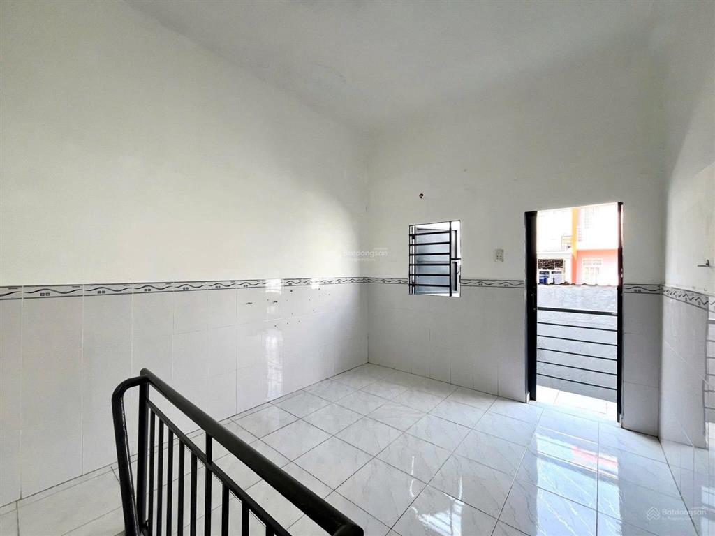 Bán cặp dãy trọ 12 phòng nằm gần chợ cầu tràm  thu nhập hơn 25triệu/ tháng chỉ 1tỷ150 triệu