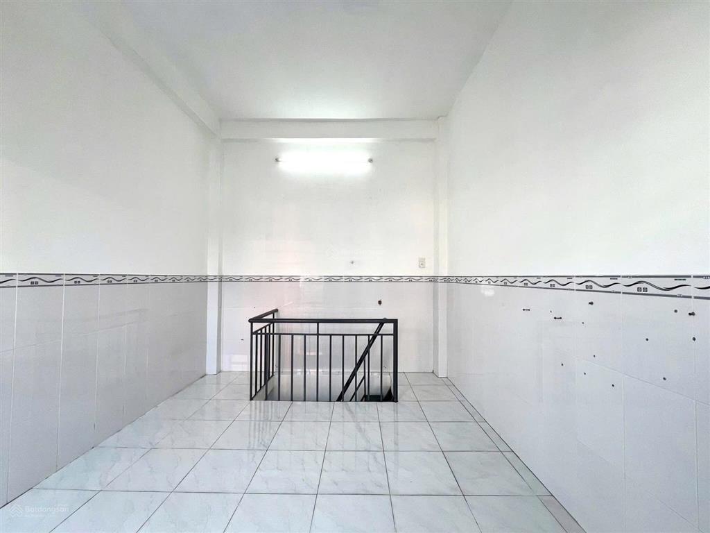 Bán cặp dãy trọ 12 phòng nằm gần chợ cầu tràm  thu nhập hơn 25triệu/ tháng chỉ 1tỷ150 triệu