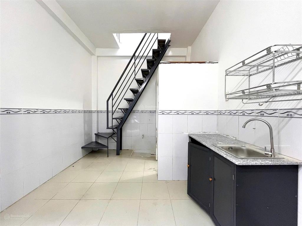 Bán cặp dãy trọ 12 phòng nằm gần chợ cầu tràm  thu nhập hơn 25triệu/ tháng chỉ 1tỷ150 triệu