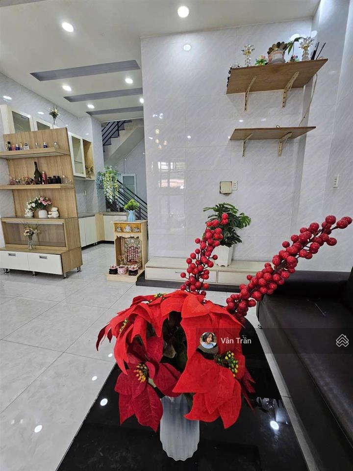 Bán nhà bùi minh trực, phường 6, quận 8  gần bến xe quận 8 thuận tiện di chuyển chỉ 1tỷ090 triệu