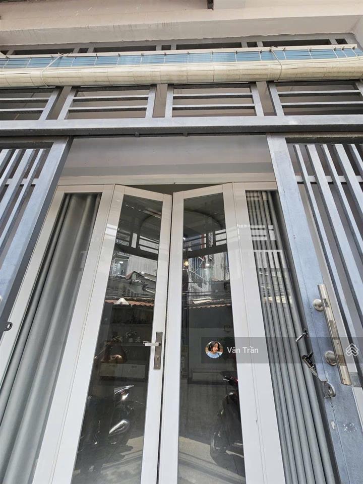 Bán nhà bùi minh trực, phường 6, quận 8  gần bến xe quận 8 thuận tiện di chuyển chỉ 1tỷ090 triệu