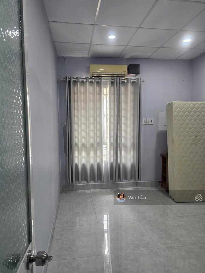 Bán nhà bùi minh trực, phường 6, quận 8  gần bến xe quận 8 thuận tiện di chuyển chỉ 1tỷ090 triệu