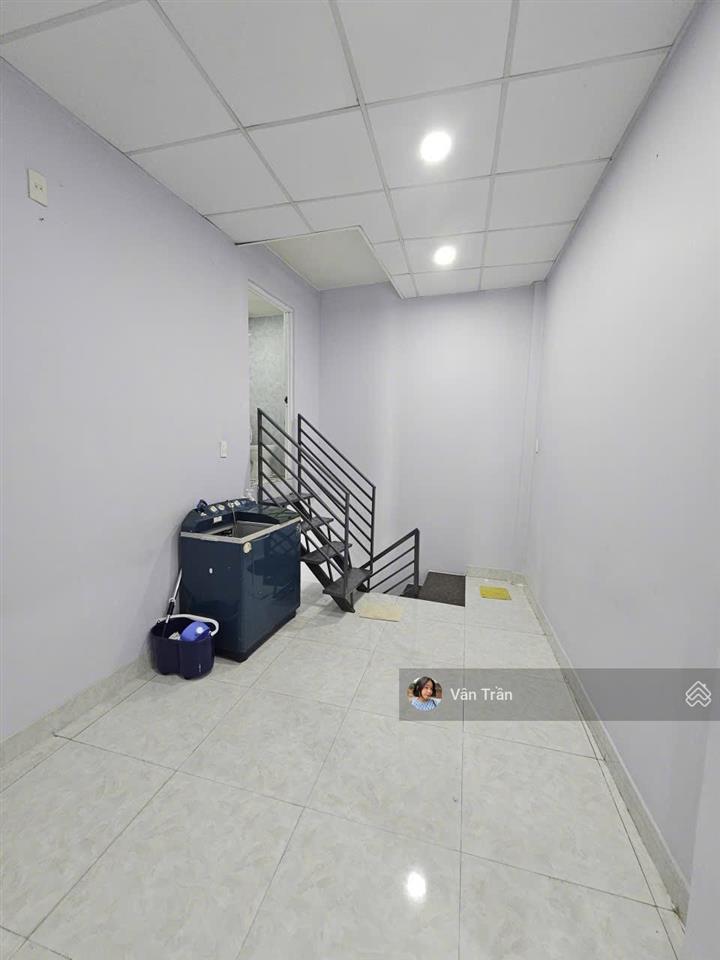 Bán nhà bùi minh trực, phường 6, quận 8  gần bến xe quận 8 thuận tiện di chuyển chỉ 1tỷ090 triệu