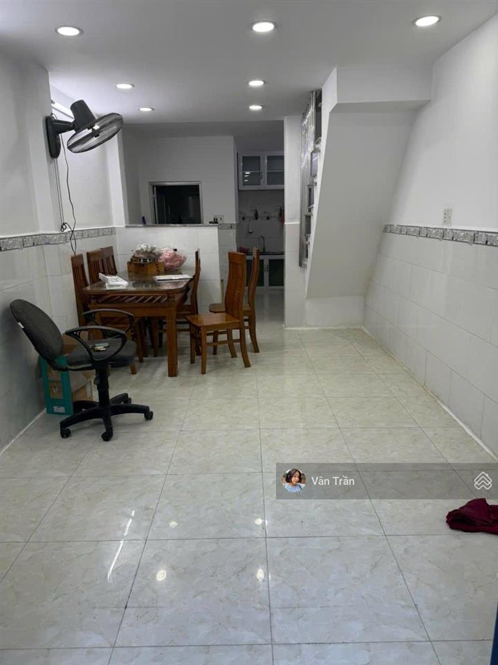 Bán căn nhà chính chủ hẻm 710 huỳnh tấn phát giá chỉ hơn 3 tỷ sổ hồng riêng