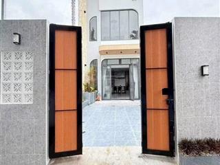 Chủ bán nhà ở sát bên chợ đệm cách qlộ 1a chỉ 300m